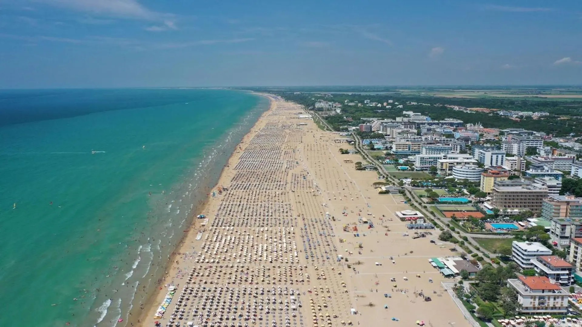Beachfront Apartment With A Big Terrace Bibione